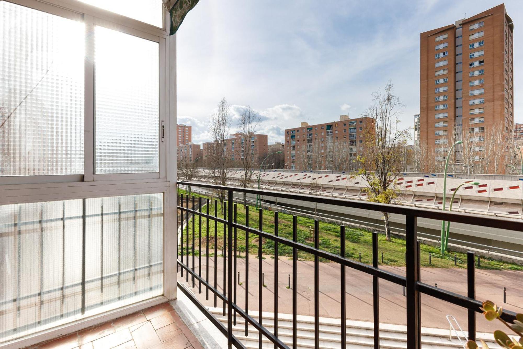 Besos - Bright Apartment Close To Congress & Port Sant Adria de Besos Eksteriør bilde